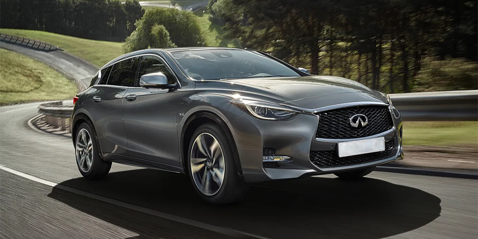 İNFİNTİ Q30